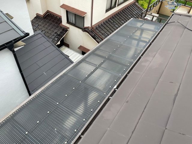 姫路市の経年劣化が見られたベランダ屋根